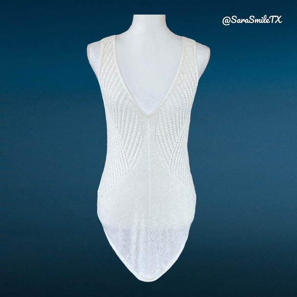 HELMUT LANG - Geometric Pointelle -  White Linen Chunky Knit Low Back Tank Top - Picture 2 of 15